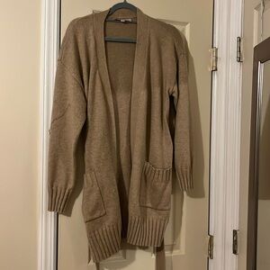 TAN LONG WAIST FRONT TIE SWEATER WITH 2 FRONT POCKETS SIZE L